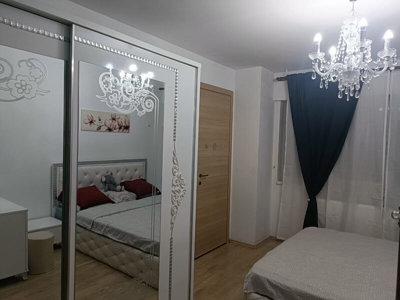 Splaiul Unirii, Confort City